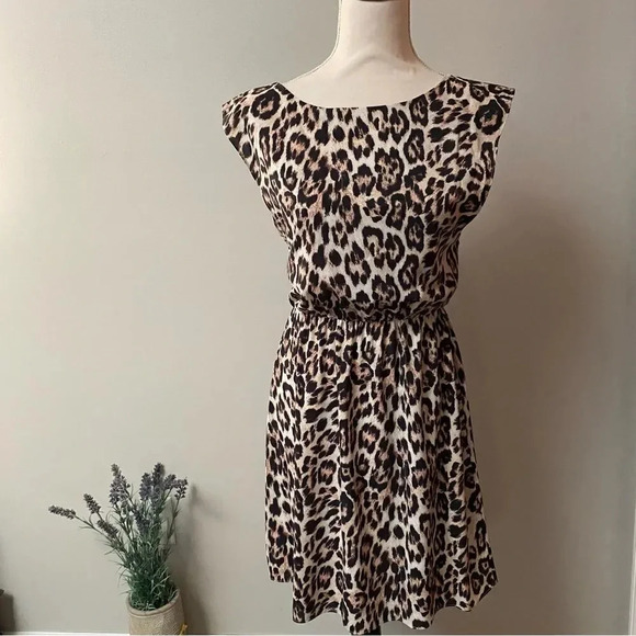 Alice + Olivia Leopard Print Open Back Mini Dress XS Blouson Party Cocktail - Picture 2 of 16